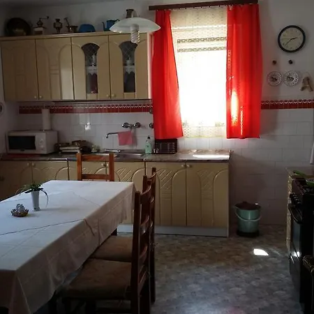 بيت ضيافة Rethati Vendeghaz