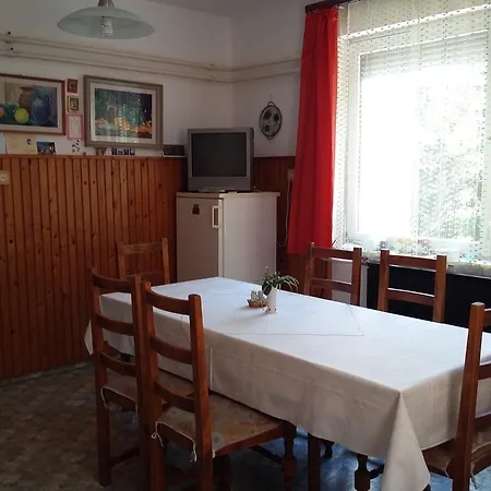 Rethati Vendeghaz بيت ضيافة